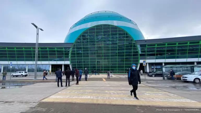 Больше суток не могут улететь пассажиры рейса Астана-Стамбул