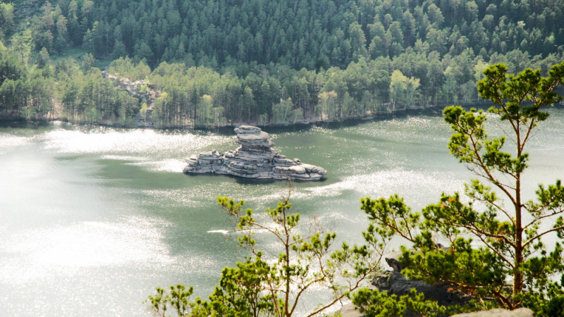 Мошенники обманули отдыхающего в Боровом: внимание туристам!